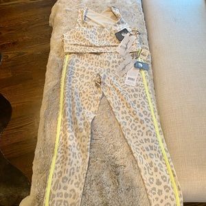 Gottex S Snow Leopard Yoga Set NWT